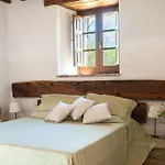 Pilari Intera Corgna